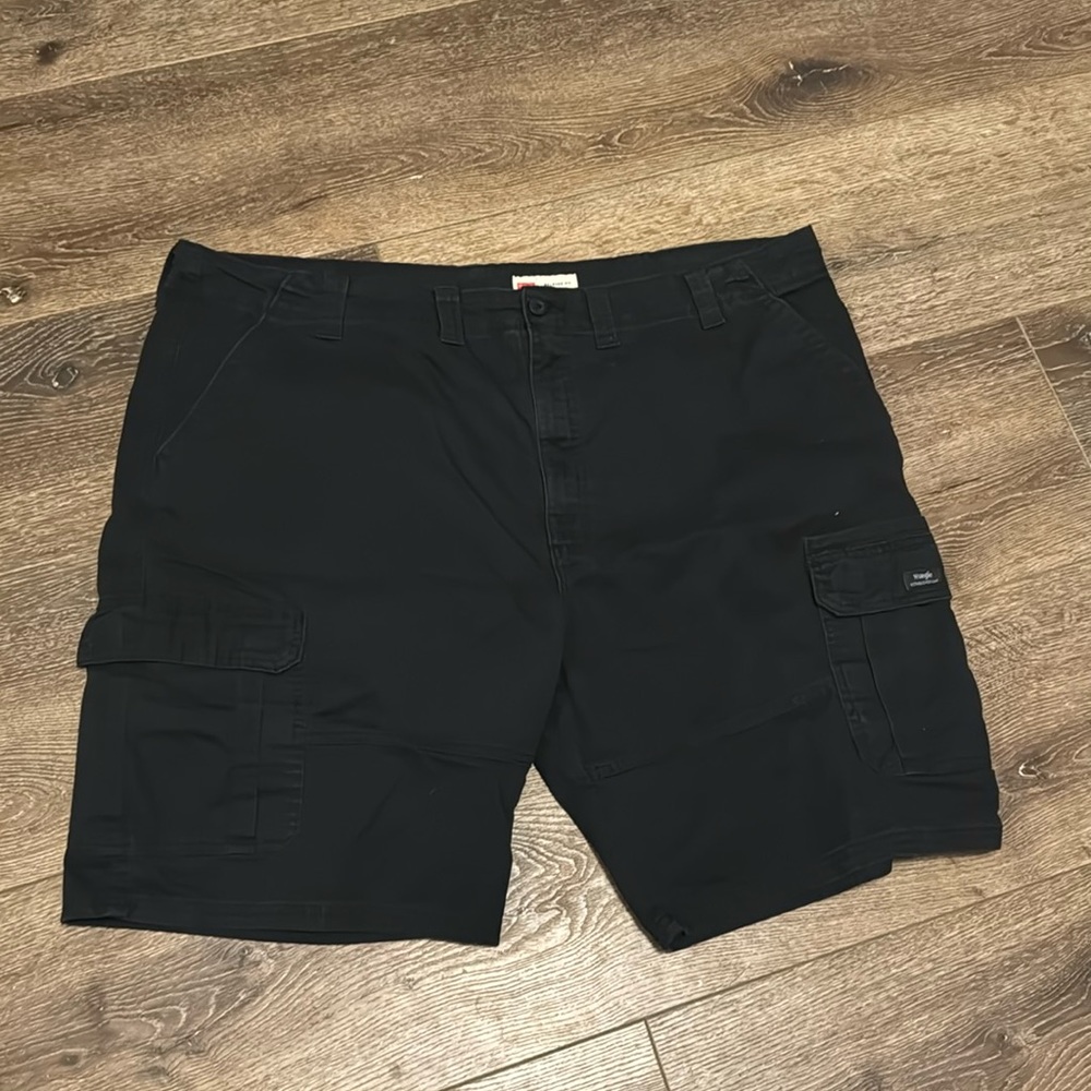 Wrangler black shorts 46